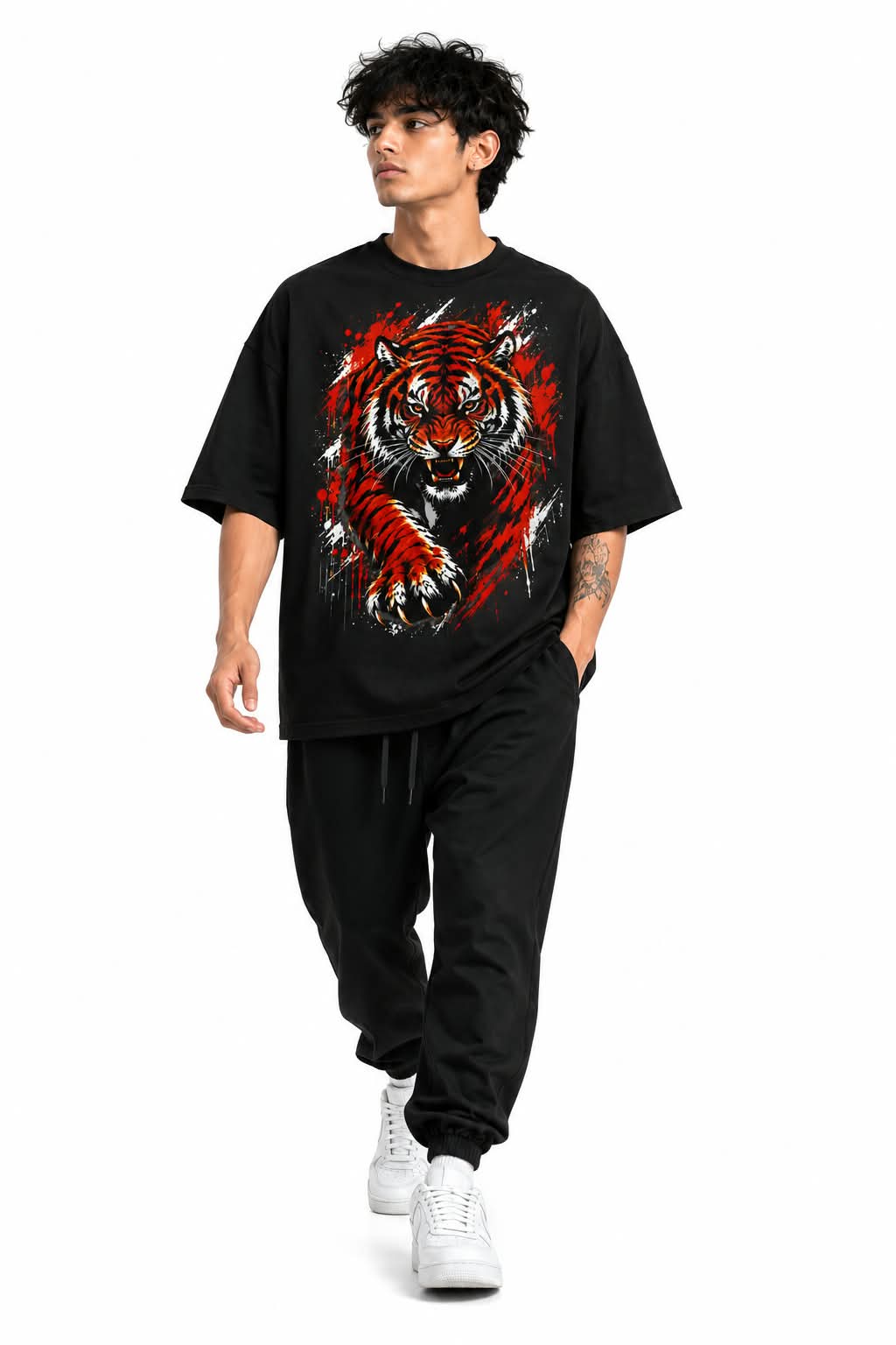 "ROARING TIGER" Blood Splatter Oversized Graphic T-Shirt – Japanese Beast Streetwear Tee