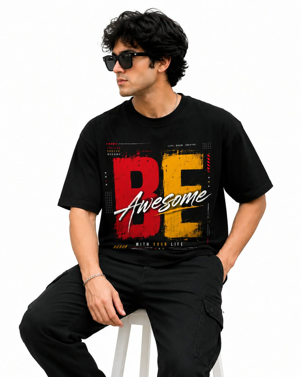 "BE AWESOME" Dual-Tone Typography Oversized Graphic T-Shirt – Urban Motivation Streetwear Tee