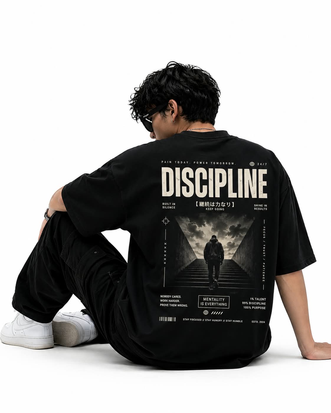 "DISCIPLINE OVER MOTIVATION" Japanese Kanji Oversized Graphic T-Shirt – Urban Techwear Street Tee