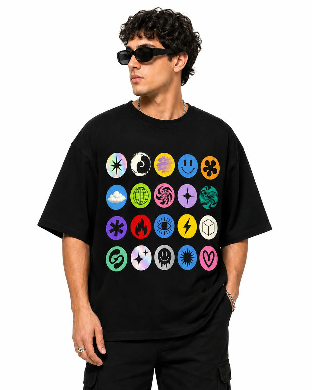 "Pop Icons Grid" Oversized Graphic T-Shirt – Y2K Retro Streetwear Tee