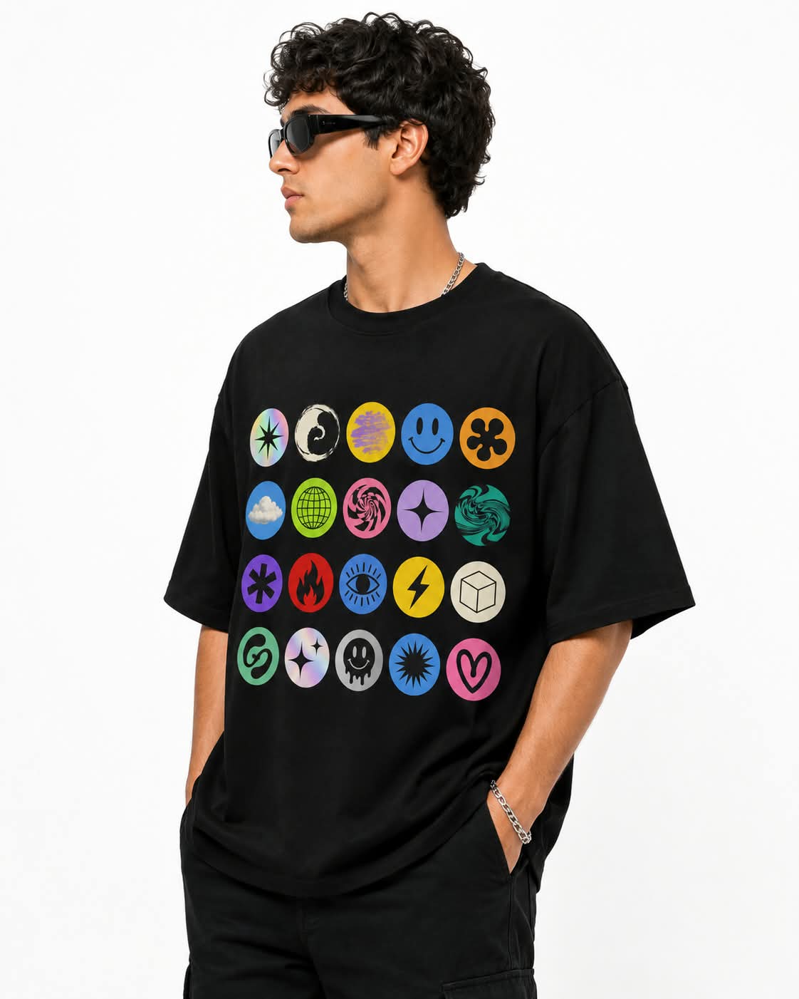 "Pop Icons Grid" Oversized Graphic T-Shirt – Y2K Retro Streetwear Tee